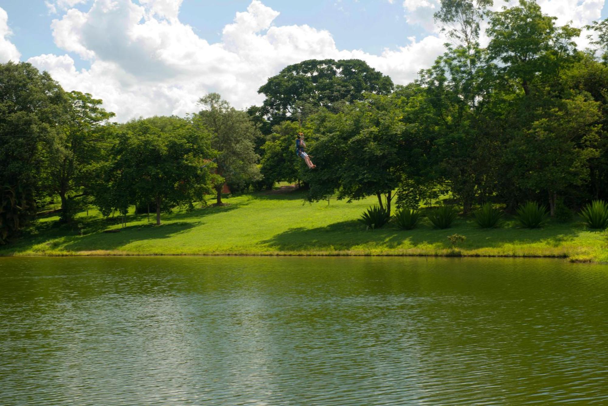 Hotel Fazenda Areia Que Canta Brotas Exterior photo